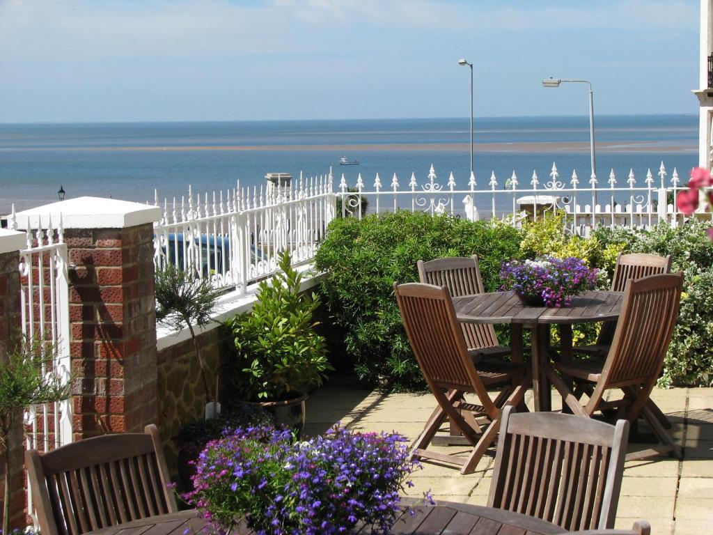 The Burleigh Hotel Hunstanton Exterior foto